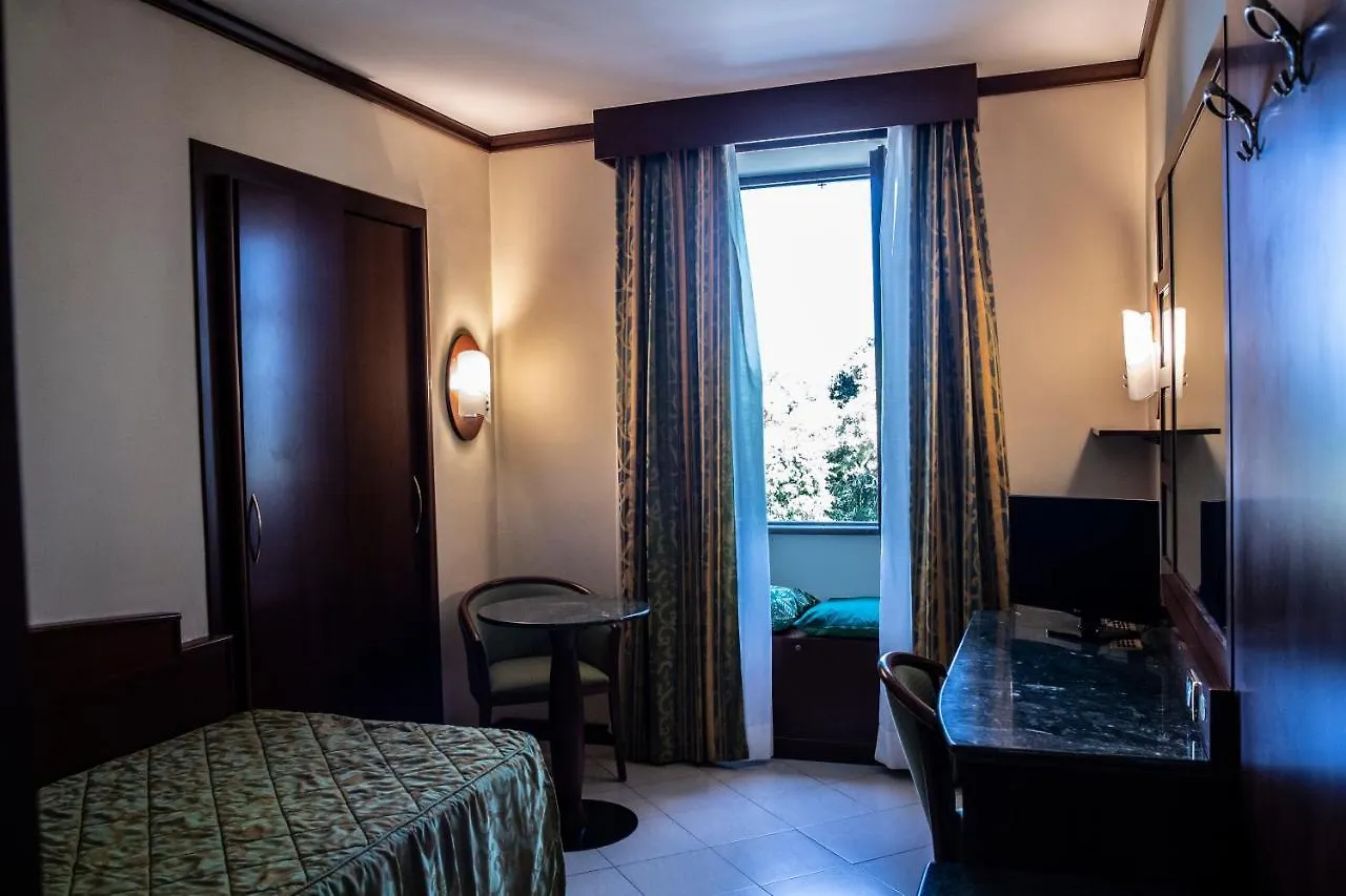 Hotel Garibaldi Milazzo