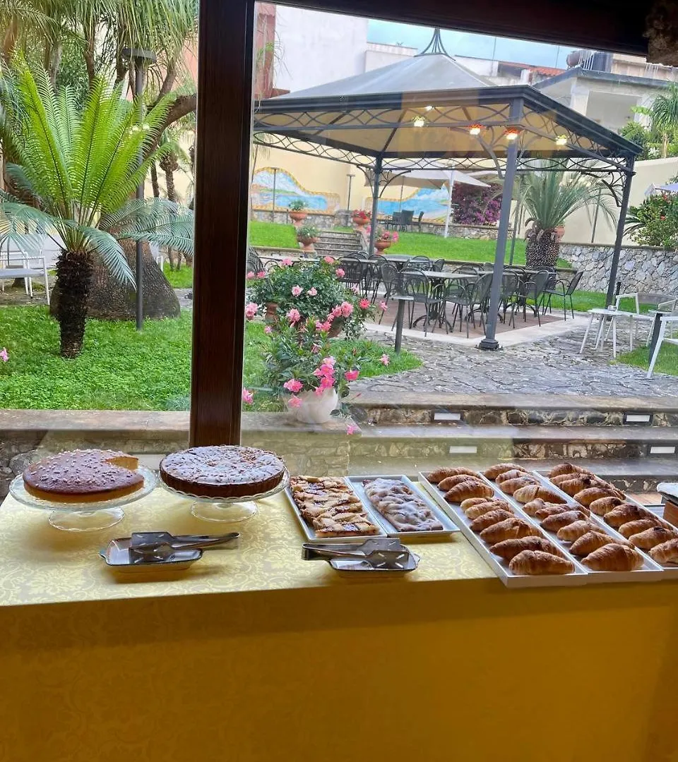 Hotel Garibaldi Milazzo Italy